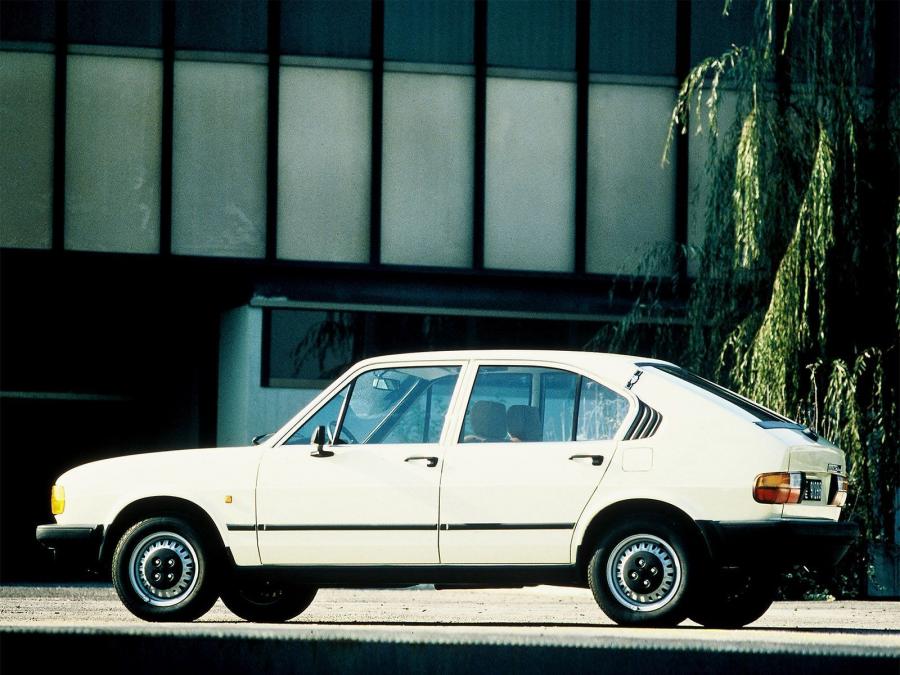  Alfa Romeo Alfasud (901) 1980 года  (WW) (фото 16 из 17)